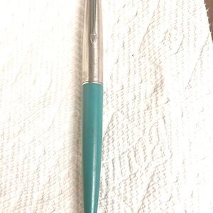 Vintage Parker 45 Fountain Pen